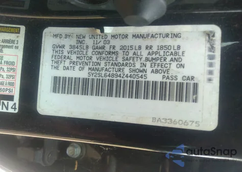 2004 Pontiac Vibe z USA, uszkodzony, nr VIN 5Y2SL64894Z440545